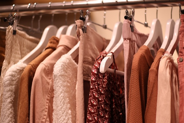 【体験談あり】ネットオフのブランド買取は本当に高く売れる？洋服の口コミ評判と注意点まとめ