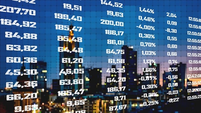 【初心者向け】DMM FXは危険？確定申告はいくらから？リスクと安全に始めるコツを解説！